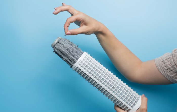 Article Image for The Global Challenge of Managing Microplastic Pollution